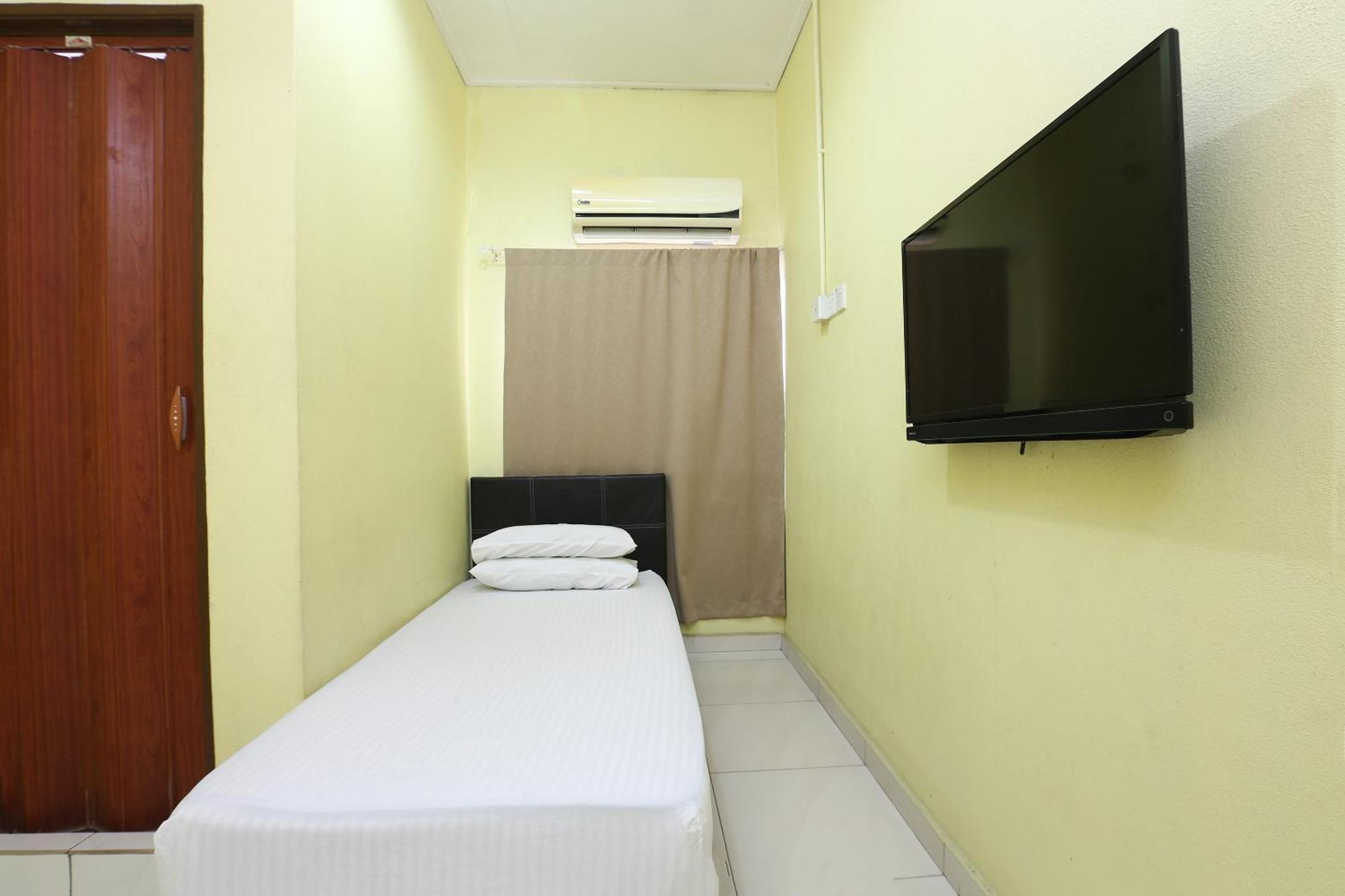 Oyo 89925 Innap Kota Bharu Exteriör bild